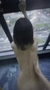 周五下班后骗男友说跟闺蜜逛街
